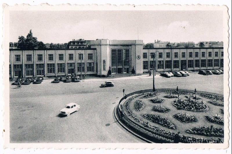 Kortrijk railway station at the end of the 1950s