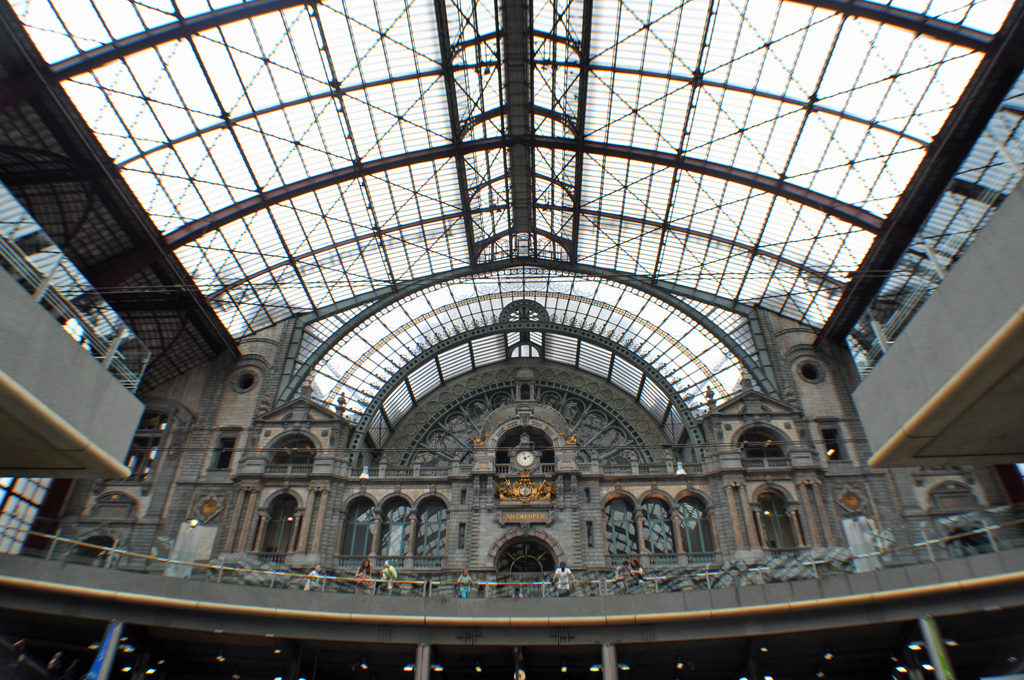 Antwerp Central Station - the most beautiful railway station inn Europe